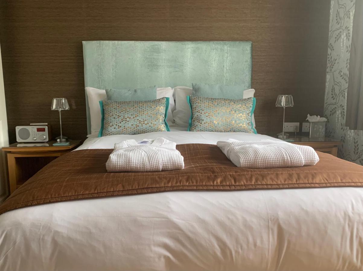 Ramsey House - Luxury Licensed B&B - Parking And Guest Lounge St. Davids  Bagian luar foto