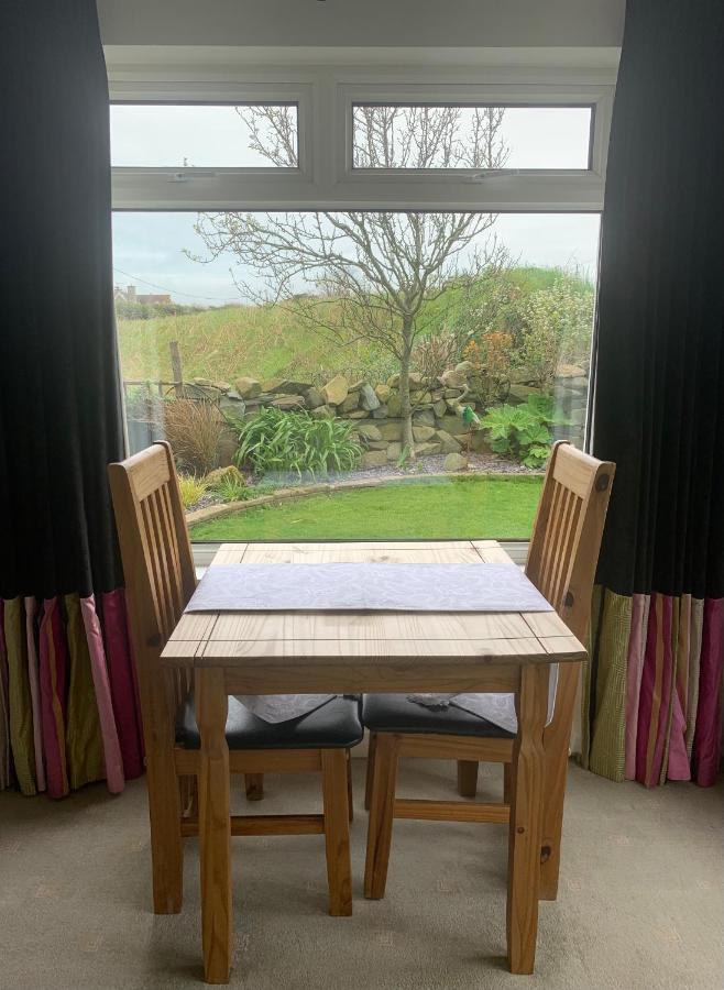 Ramsey House - Luxury Licensed B&B - Parking And Guest Lounge St. Davids  Bagian luar foto