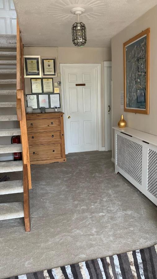 Ramsey House - Luxury Licensed B&B - Parking And Guest Lounge St. Davids  Bagian luar foto