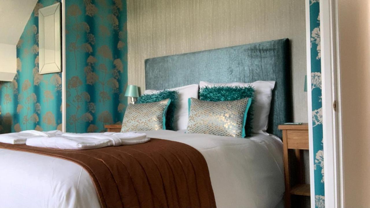 Ramsey House - Luxury Licensed B&B - Parking And Guest Lounge St. Davids  Bagian luar foto