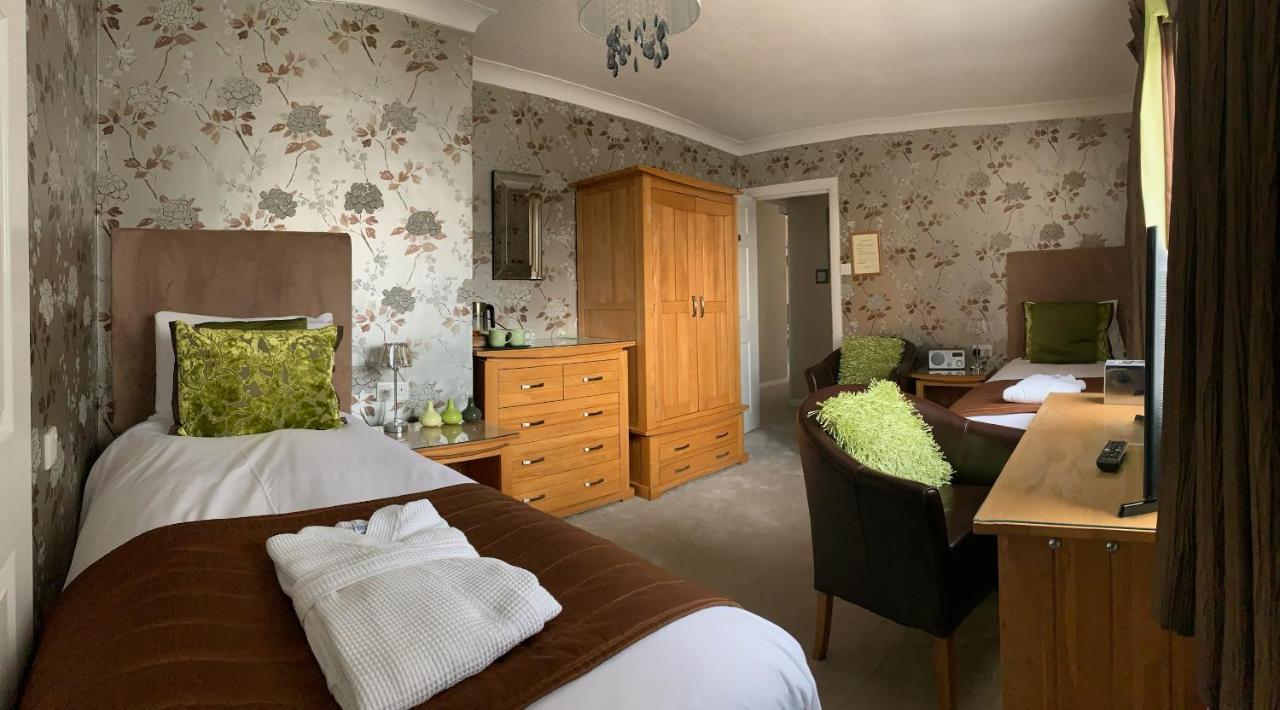 Ramsey House - Luxury Licensed B&B - Parking And Guest Lounge St. Davids  Bagian luar foto